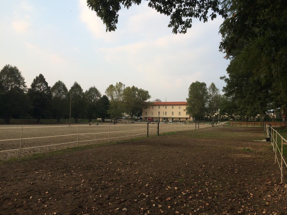 La Viscontina Villa Somma Lombardo Exterior photo